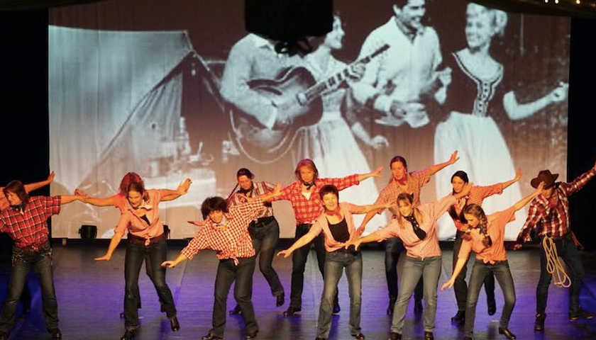 auf der Show-Bühne